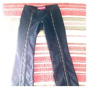 Sexy Zipper-Leg Black Denim